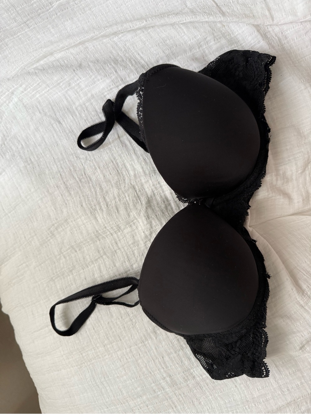 Victoria's Secret black Lace Dream Angels Bra